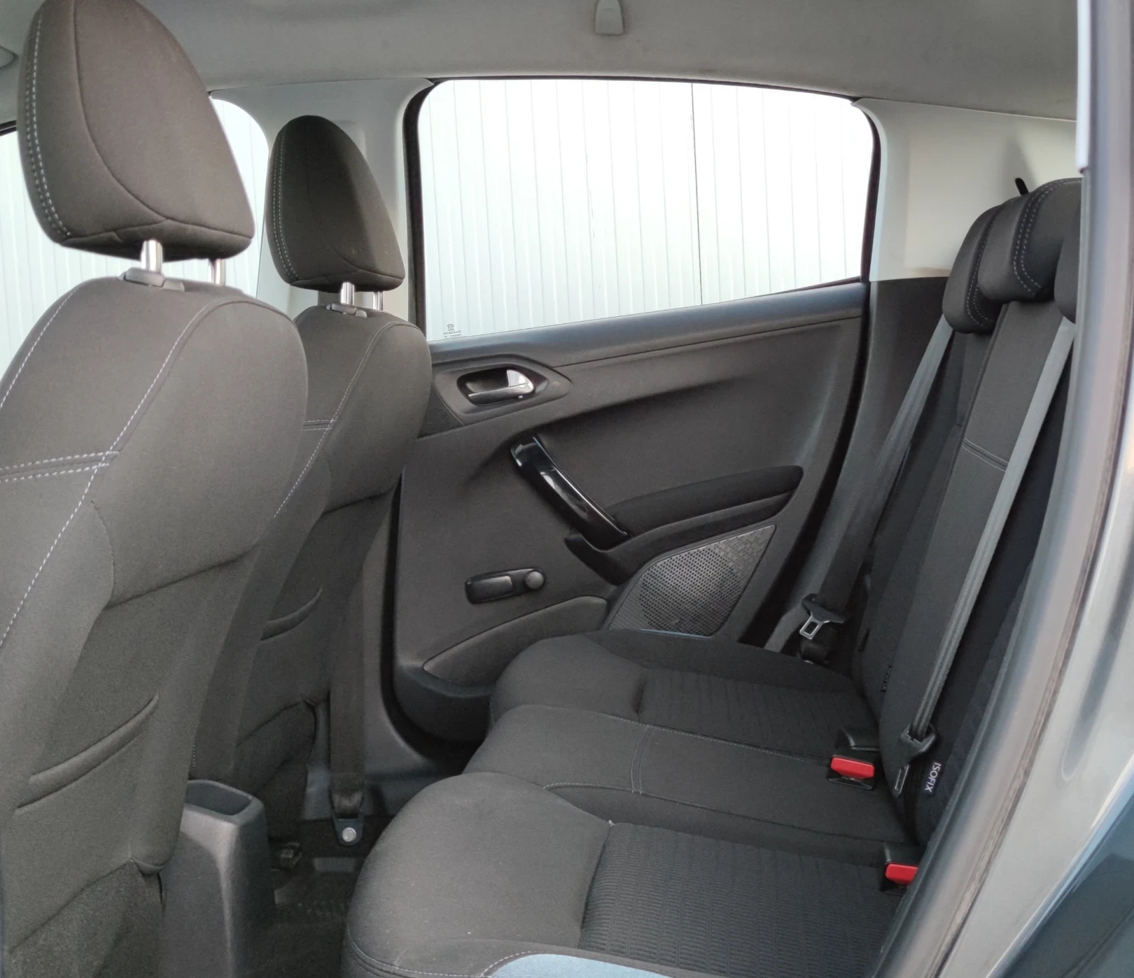 Peugeot 208 1.4i* , снимка 9 - Автомобили и джипове - 55417904