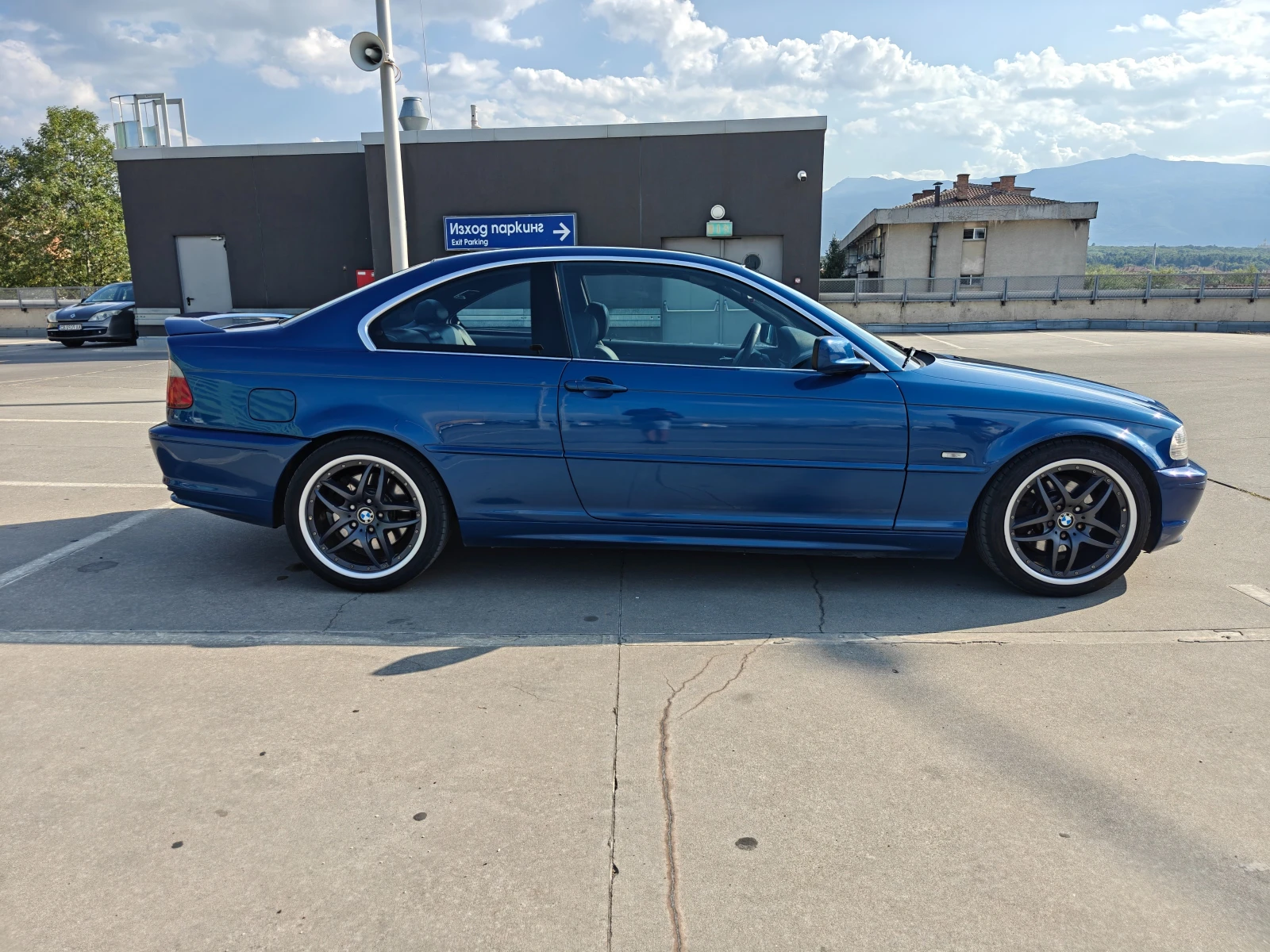 BMW 330, снимка 7 - Автомобили и джипове - 55836006