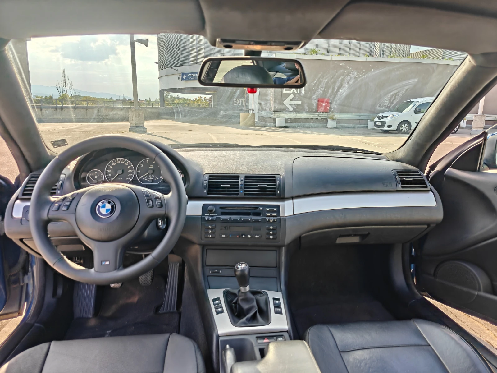 BMW 330, снимка 14 - Автомобили и джипове - 55836006