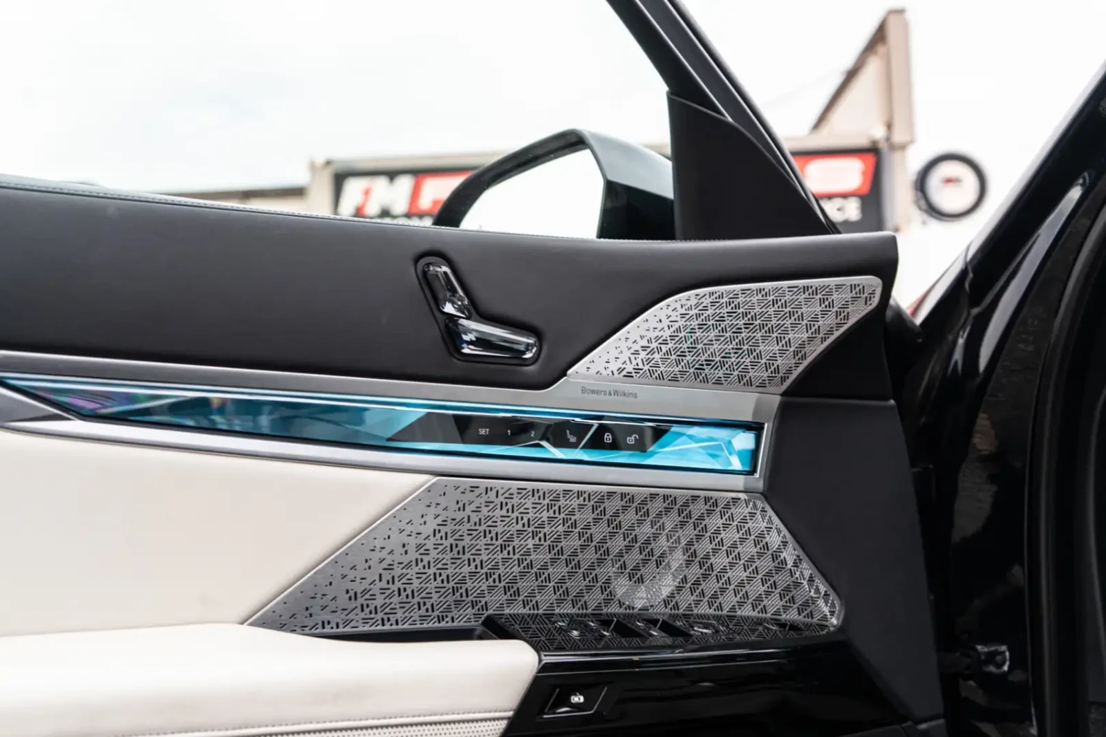 BMW i7 XDRIVE60 M PKG THEATRE SCREEN FULL MAX | Mobile.bg � ����������� 10