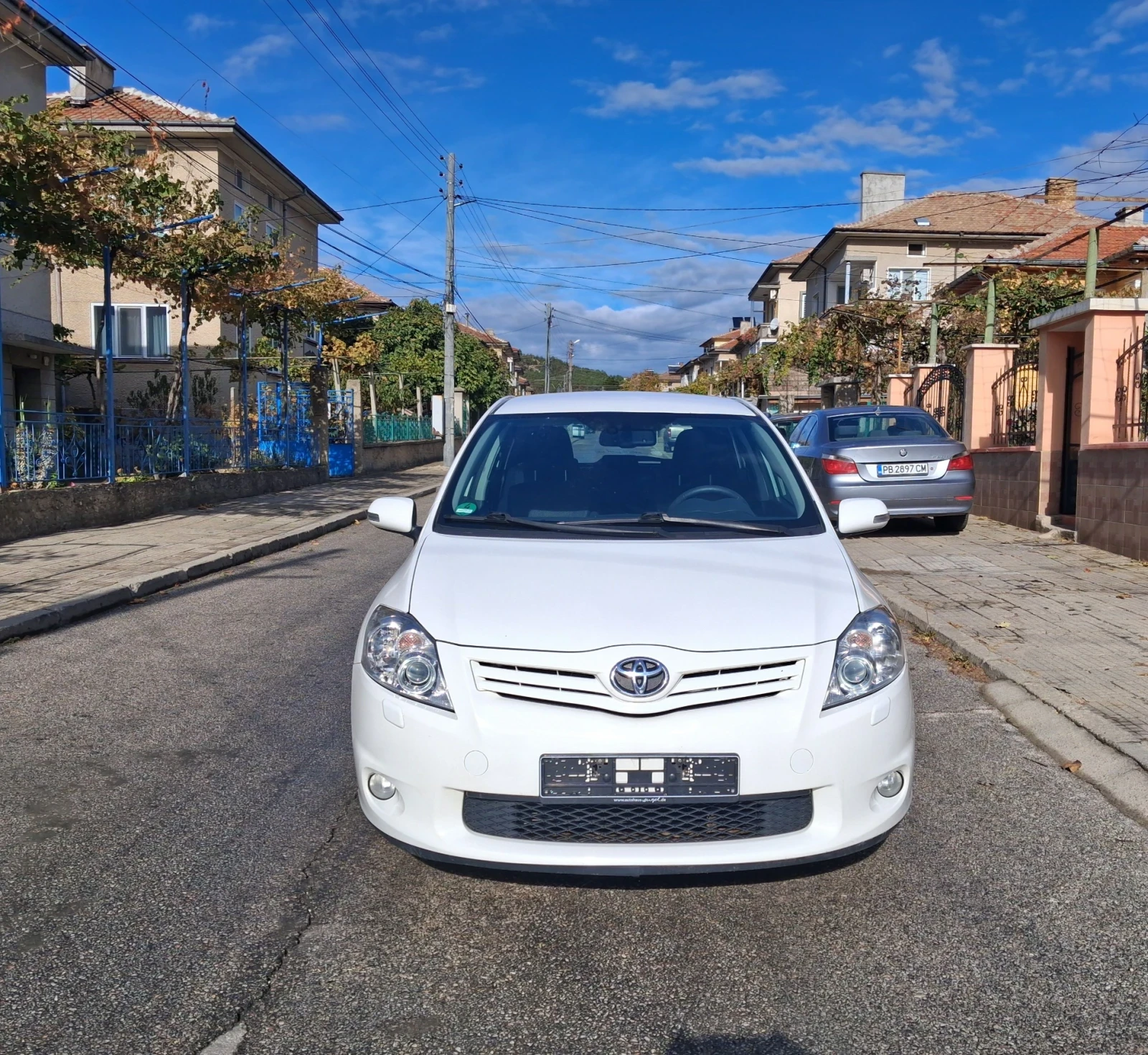 Toyota Auris 2.0D4D ���� �������� | Mobile.bg � ����������� 2