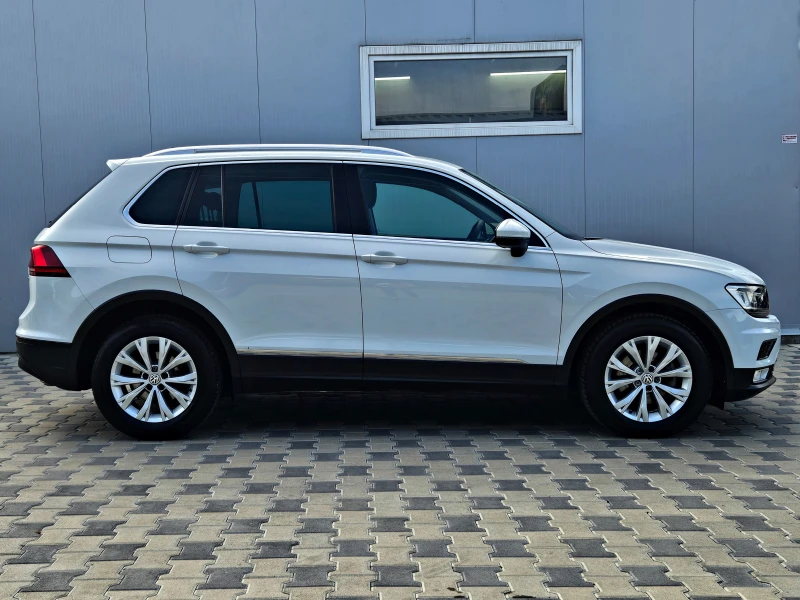 VW Tiguan 1.6TDI/BUSINESS/DISTR/LINE ASSYST/CAR PLAY//LIZIN, снимка 4 - Автомобили и джипове - 49463359