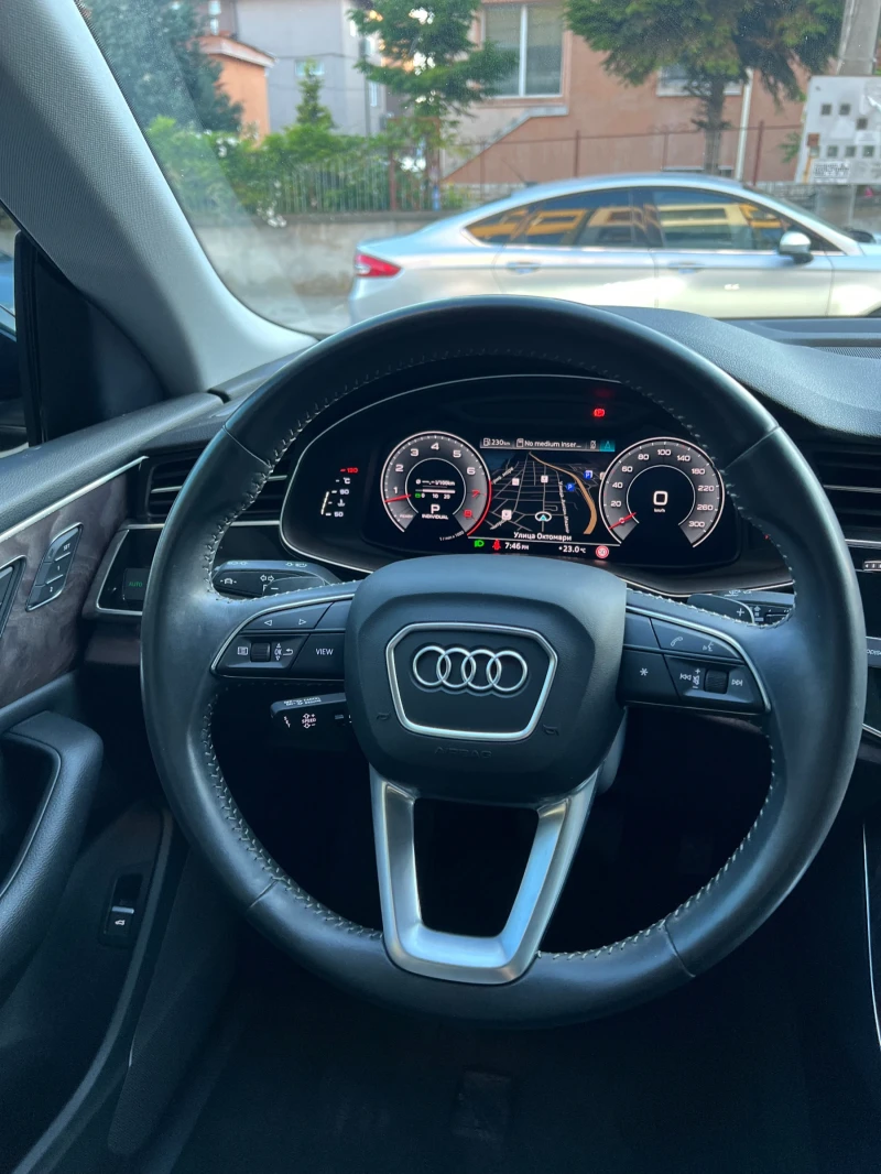 Audi Q8 55 TFSI, 340к.с, снимка 13 - Автомобили и джипове - 52125355