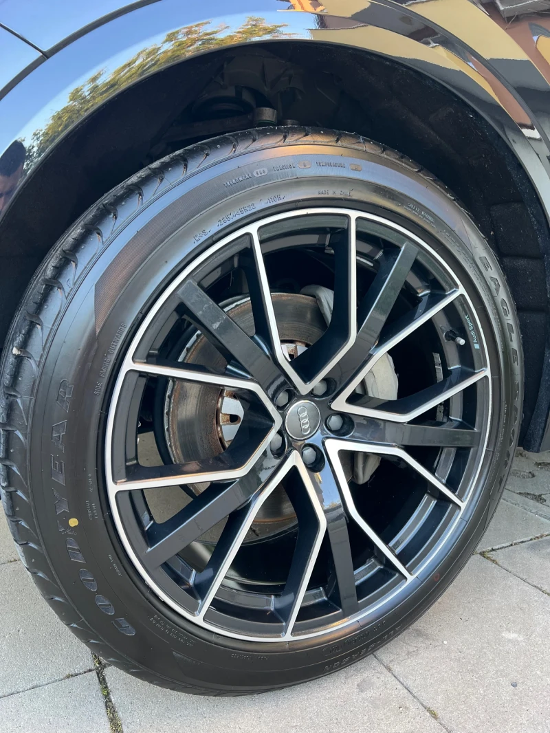 Audi Q8 55 TFSI, 340к.с, снимка 9 - Автомобили и джипове - 52125355