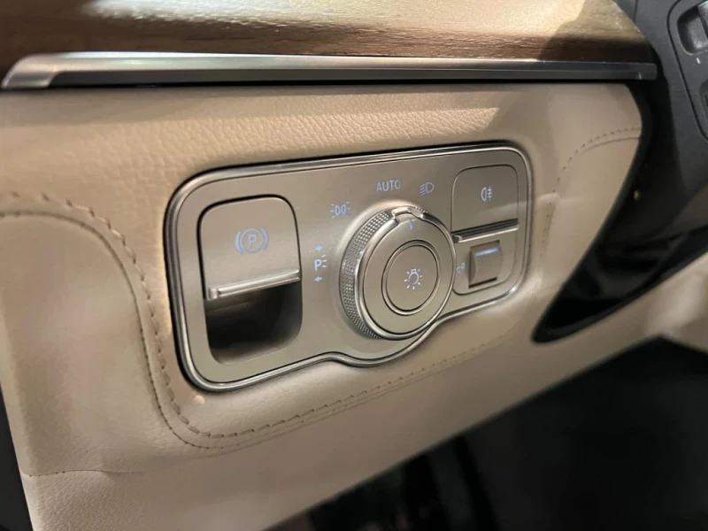 Mercedes-Benz GLE 350 AMG PACKAGE NIGHT PACKAGE HEAD UP BURMESTER, снимка 12 - Автомобили и джипове - 53513515