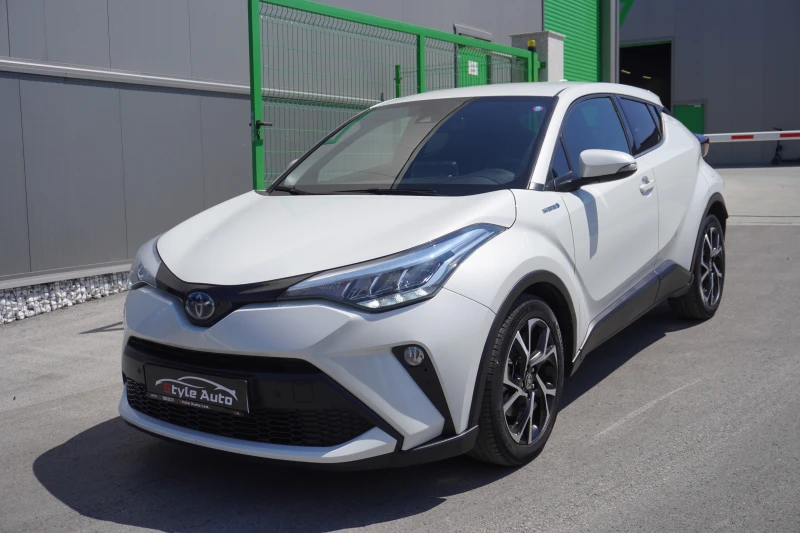 Toyota C-HR 2.0i HYBRID FACELIFT, CARPLAY, БЯЛА ПЕРЛА/80.000КМ - 42990 лв. - 42035881 1