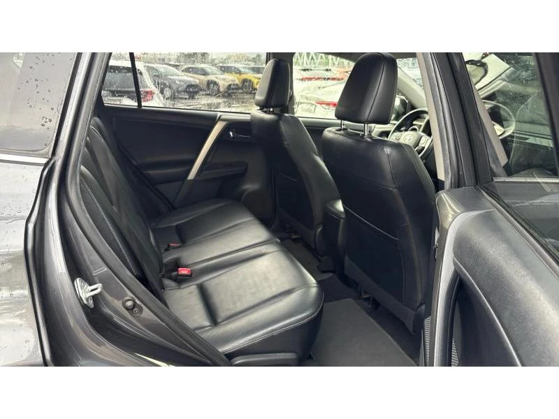 Toyota Rav4 5 DOORS 2.2 D-CAT 6AT LUXURY, снимка 7 - Автомобили и джипове - 55117168