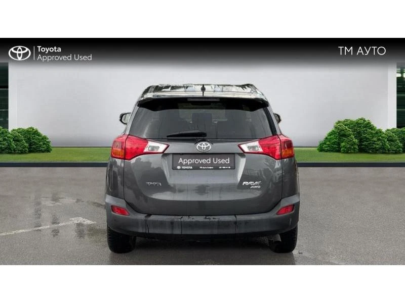 Toyota Rav4 5 DOORS 2.2 D-CAT 6AT LUXURY, снимка 4 - Автомобили и джипове - 55117168