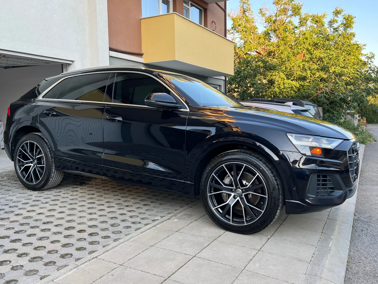 Audi Q8 55 TFSI, 340�.� | Mobile.bg � ����������� 1