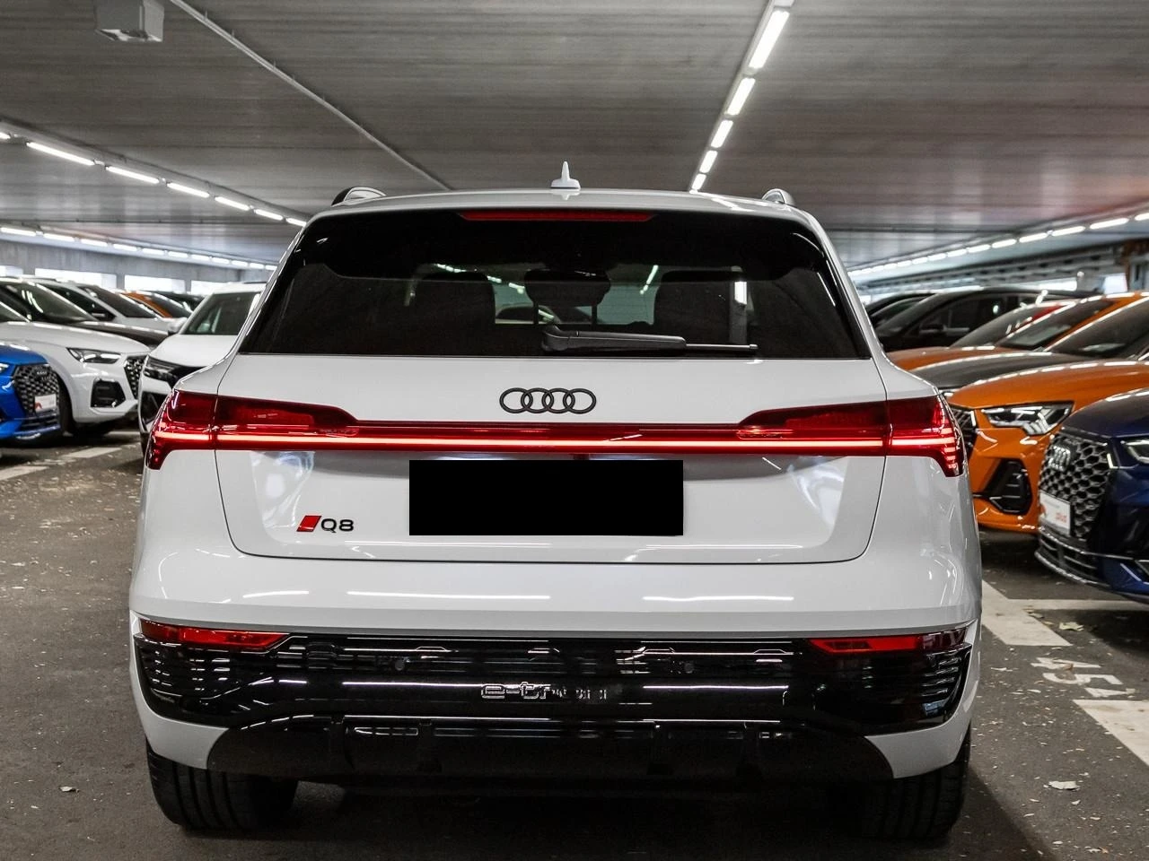 Audi Q8 50 E-TRON/S-LINE/MATRIX/B&O/CAMERA/BLACK OPTIC/ - изображение 7