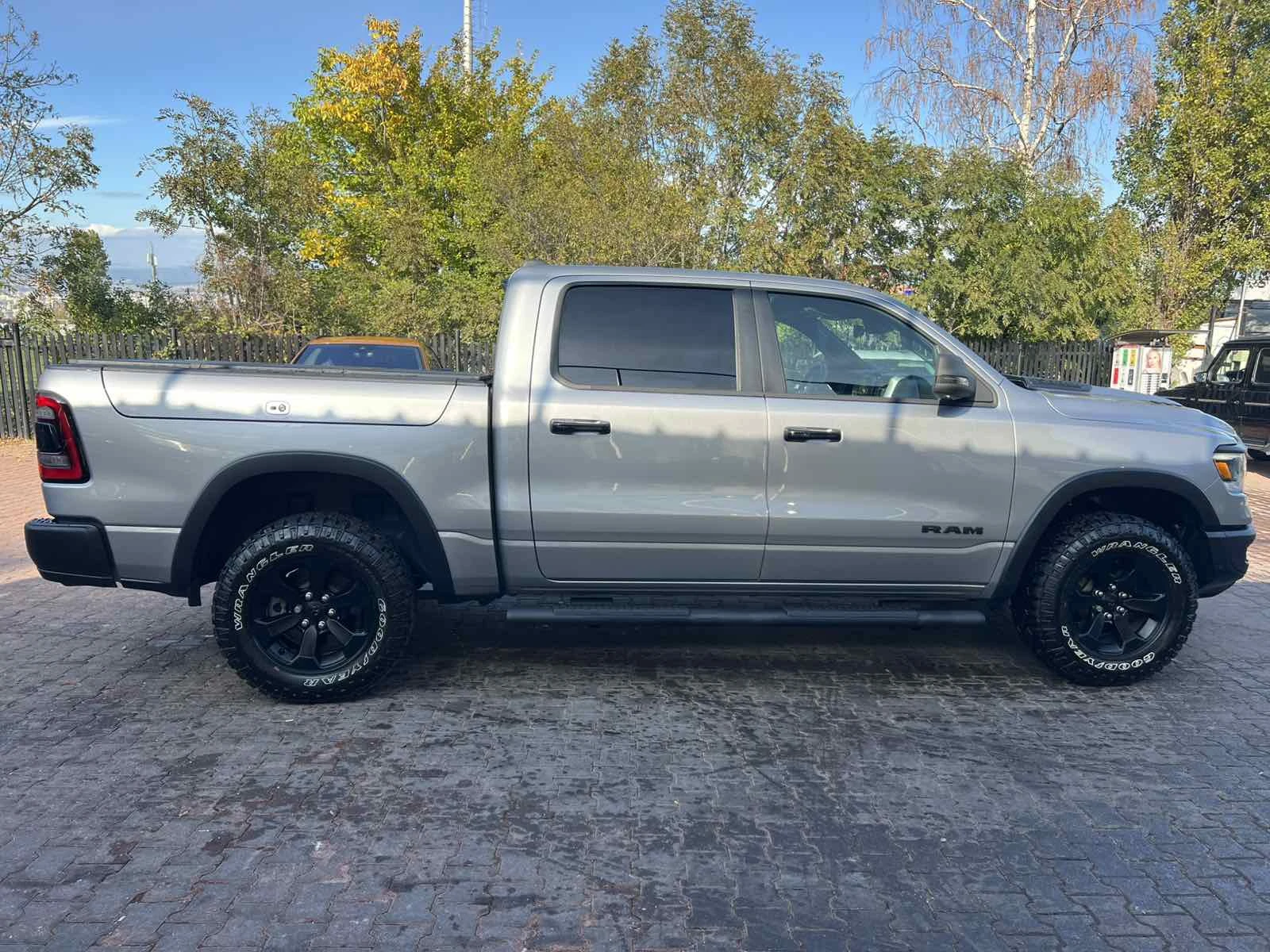 Dodge RAM 1500  - изображение 6