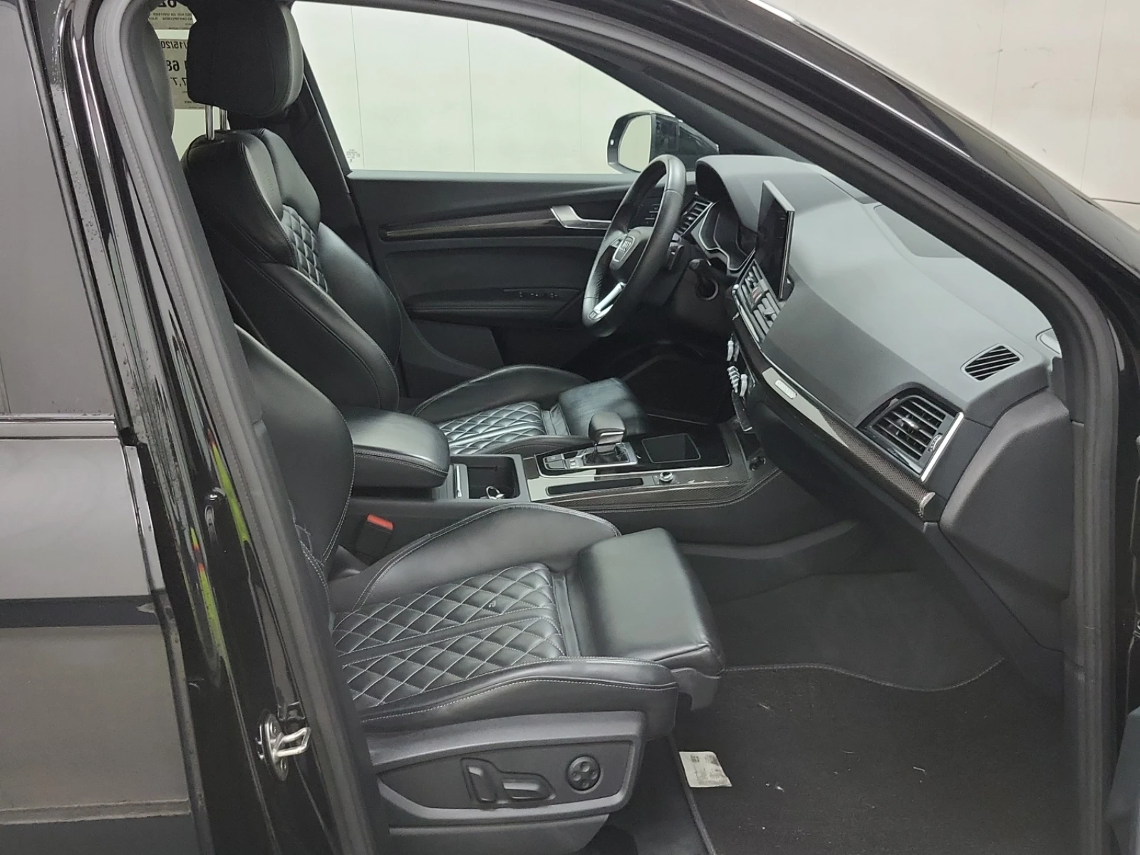 Audi SQ5 3.0TFSI TECHNIK (CARFAX) - изображение 8