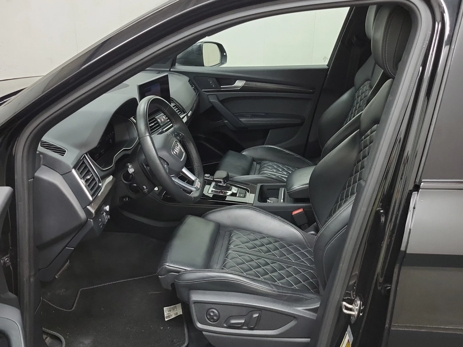 Audi SQ5 3.0TFSI TECHNIK (CARFAX) - изображение 6