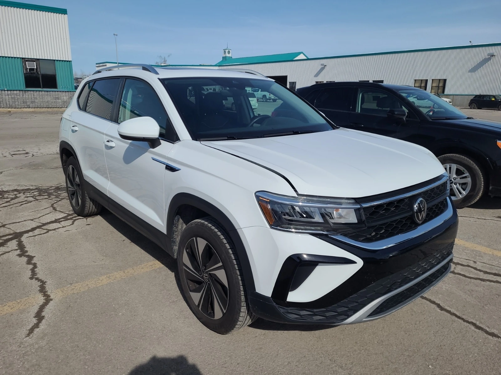 VW Taos SE 4MOTION, снимка 2 - Автомобили и джипове - 53746317