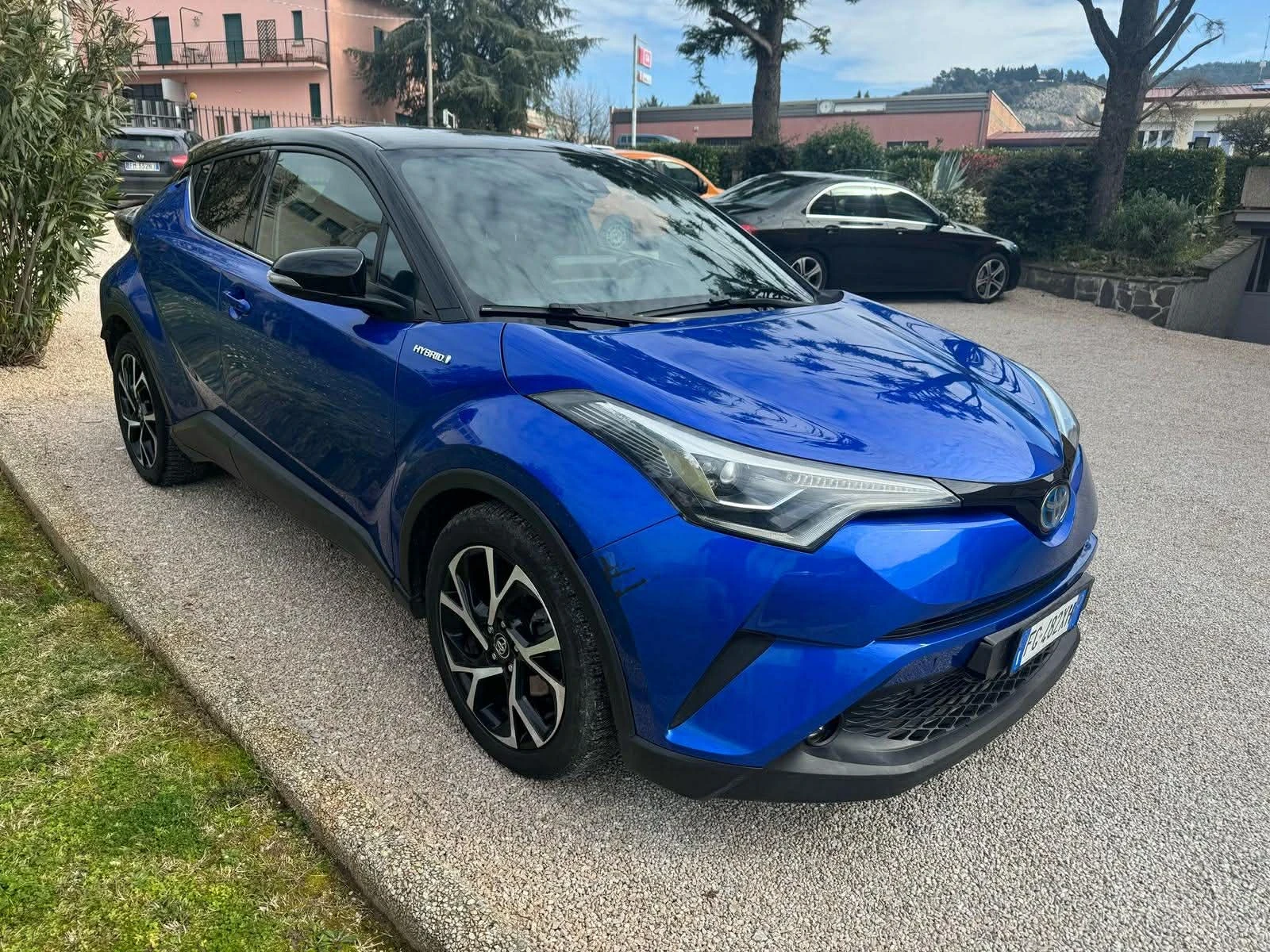Toyota C-HR 1.8 hybrid На части, снимка 3 - Автомобили и джипове - 53969780