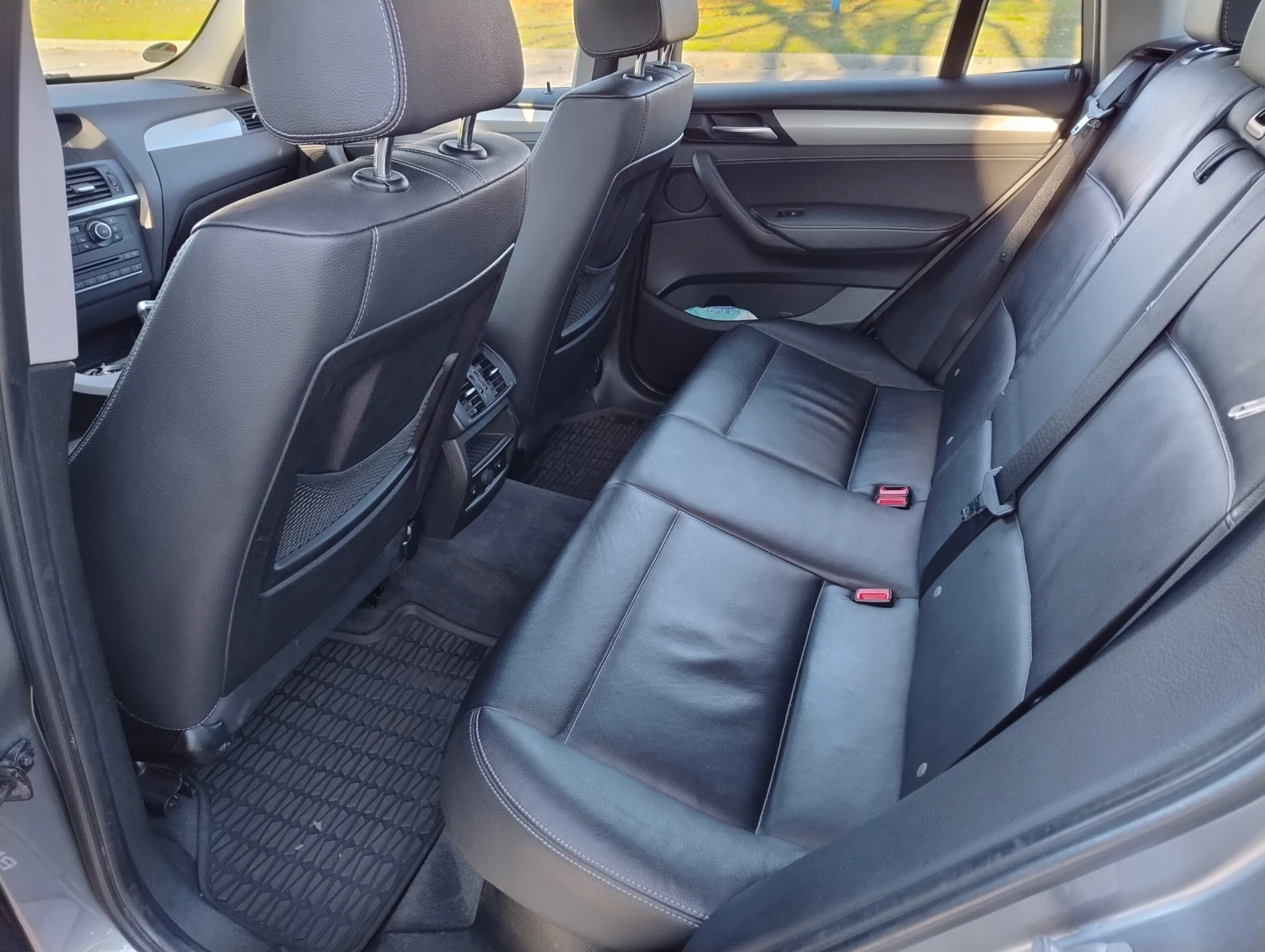 BMW X3 Ел.Теглич, Перфектен, Бартер, снимка 4 - Автомобили и джипове - 54261682