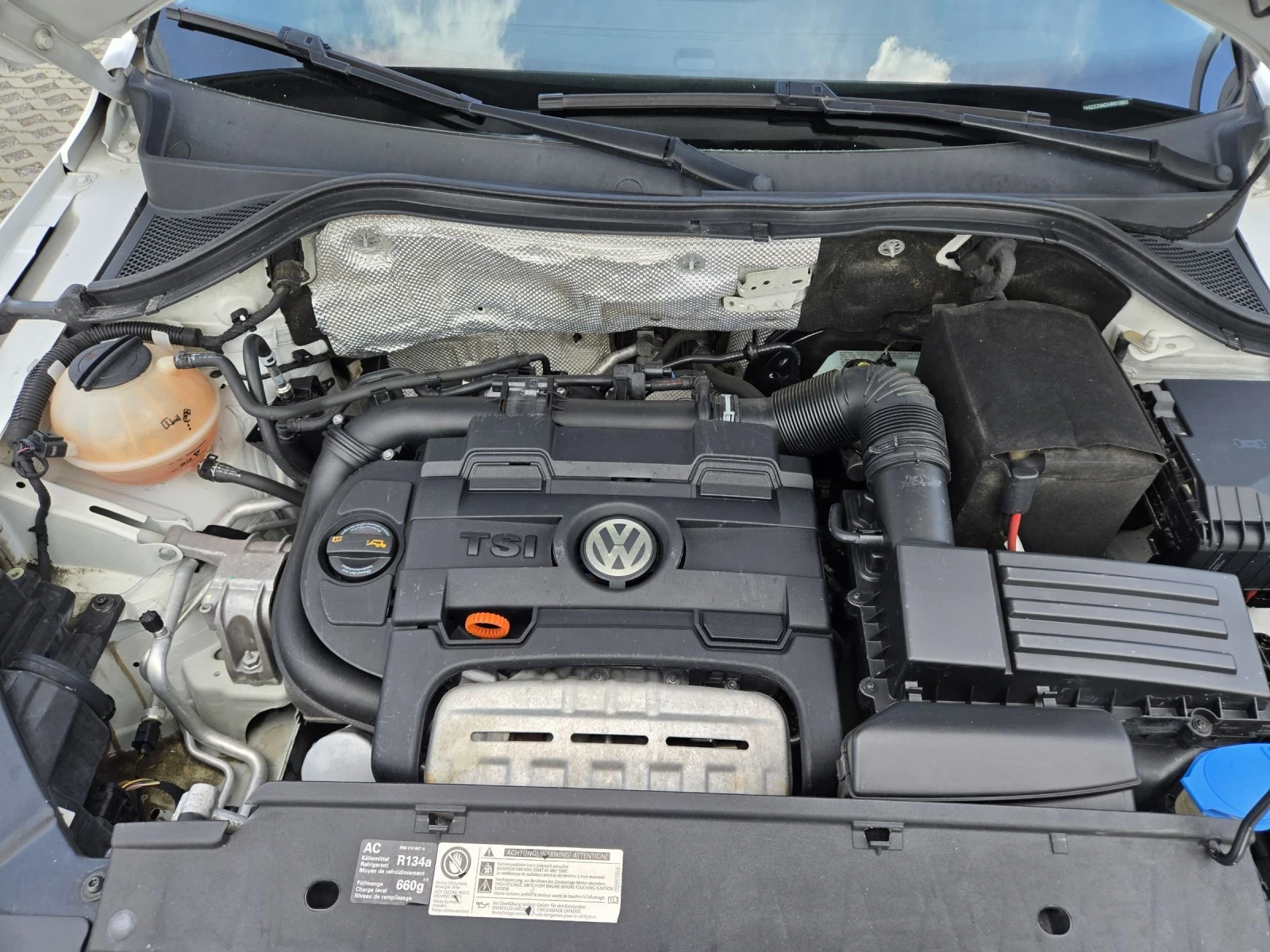 VW Tiguan 1.4TSI-150кс= 6СКОРОСТИ= 4MOTION= СЕРВ.ИСТОРИЯ, снимка 16 - Автомобили и джипове - 54634198