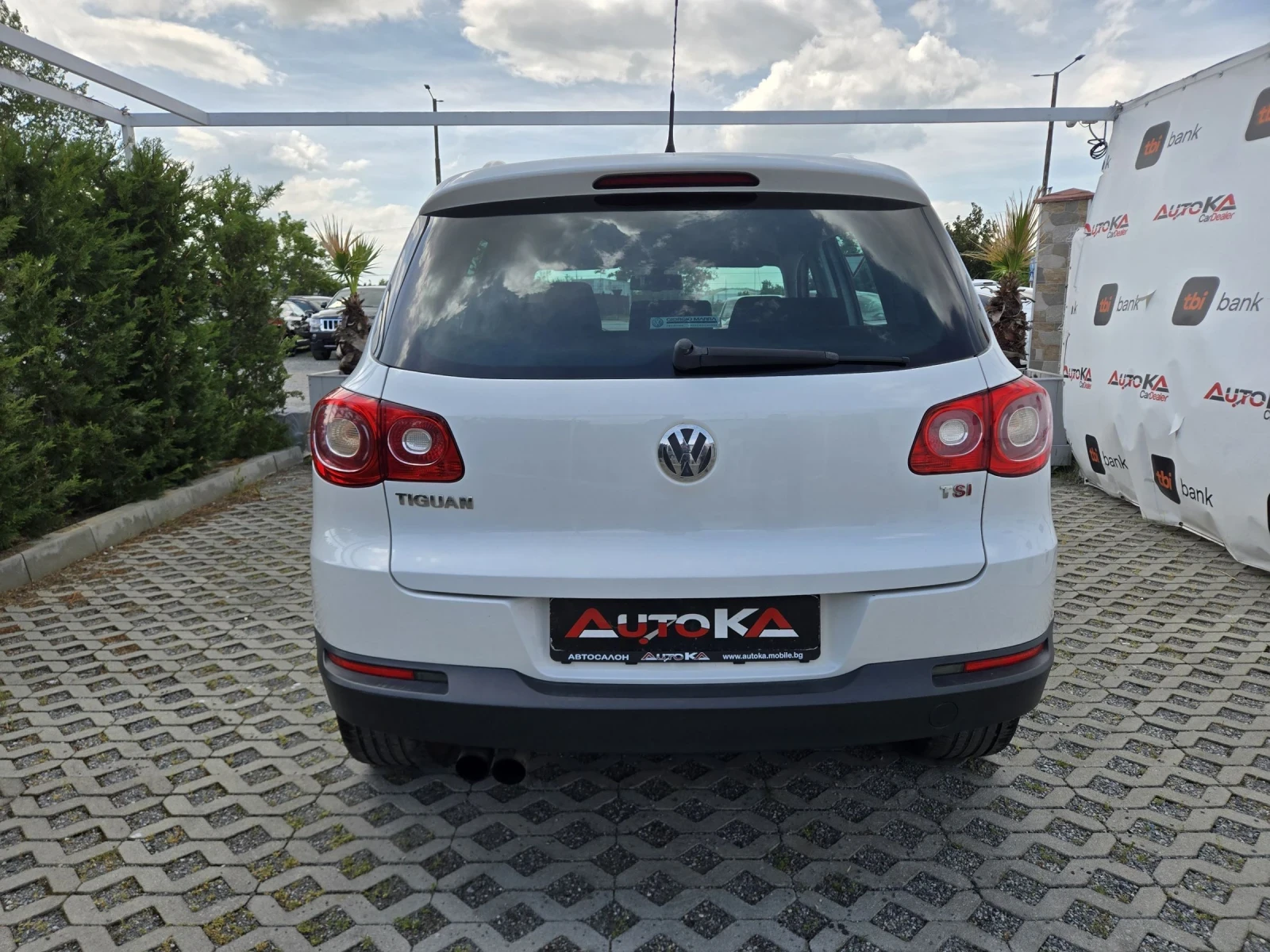 VW Tiguan 1.4TSI-150кс= 6СКОРОСТИ= 4MOTION= СЕРВ.ИСТОРИЯ, снимка 4 - Автомобили и джипове - 54634198