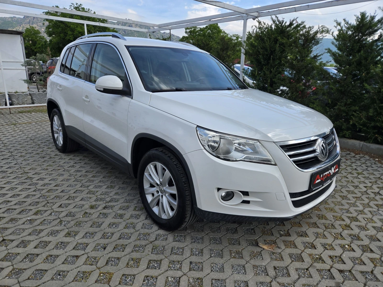 VW Tiguan 1.4TSI-150кс= 6СКОРОСТИ= 4MOTION= СЕРВ.ИСТОРИЯ, снимка 2 - Автомобили и джипове - 54634198