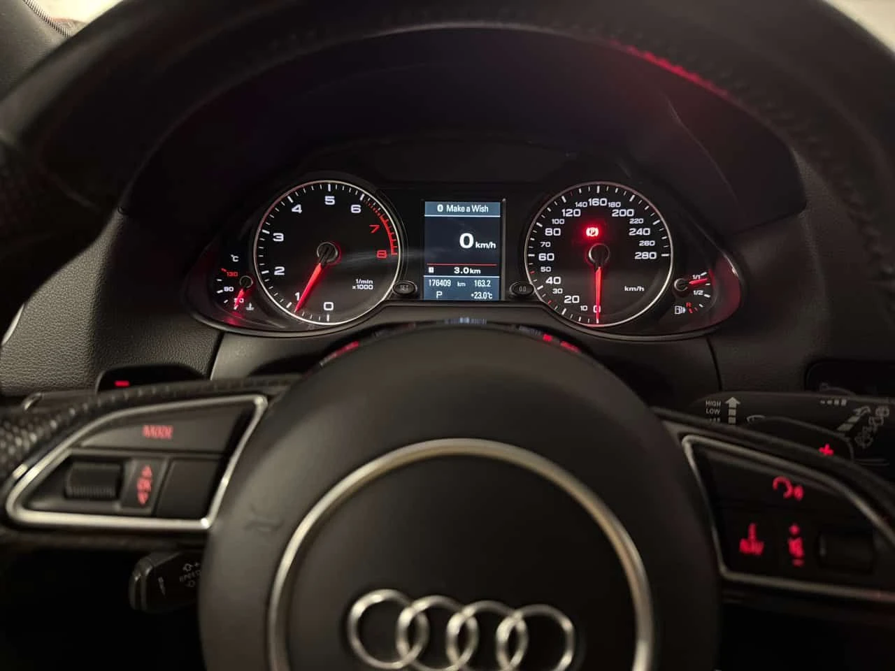 Audi Q5 * 2.0T Progressiv* АВТОКРЕДИТ БЕЗ ПЪРВОНАЧАЛНА* , снимка 8 - Автомобили и джипове - 54695116