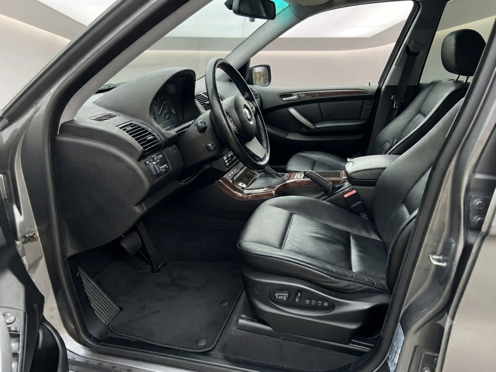BMW X5 E53 Facelift 2006 ГАРАЖЕН , снимка 8 - Автомобили и джипове - 54986194