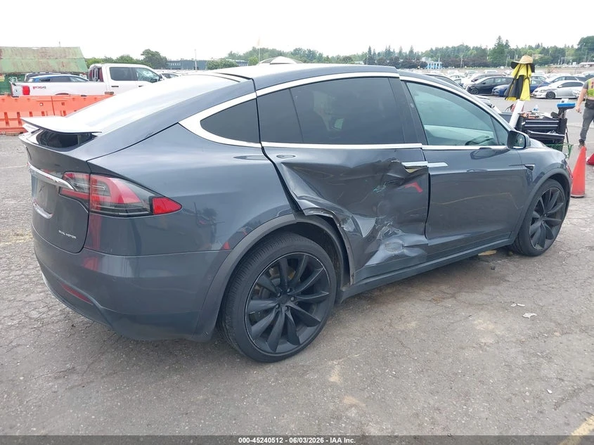 Tesla Model X Long Range Dual Motor All-Wheel Drive/Long Range P, снимка 4 - Автомобили и джипове - 55104342