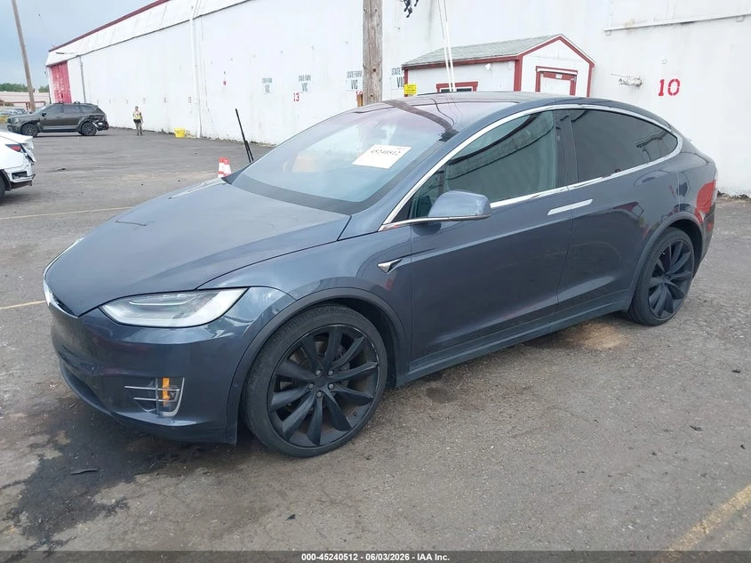 Tesla Model X Long Range Dual Motor All-Wheel Drive/Long Range P, снимка 2 - Автомобили и джипове - 55104342
