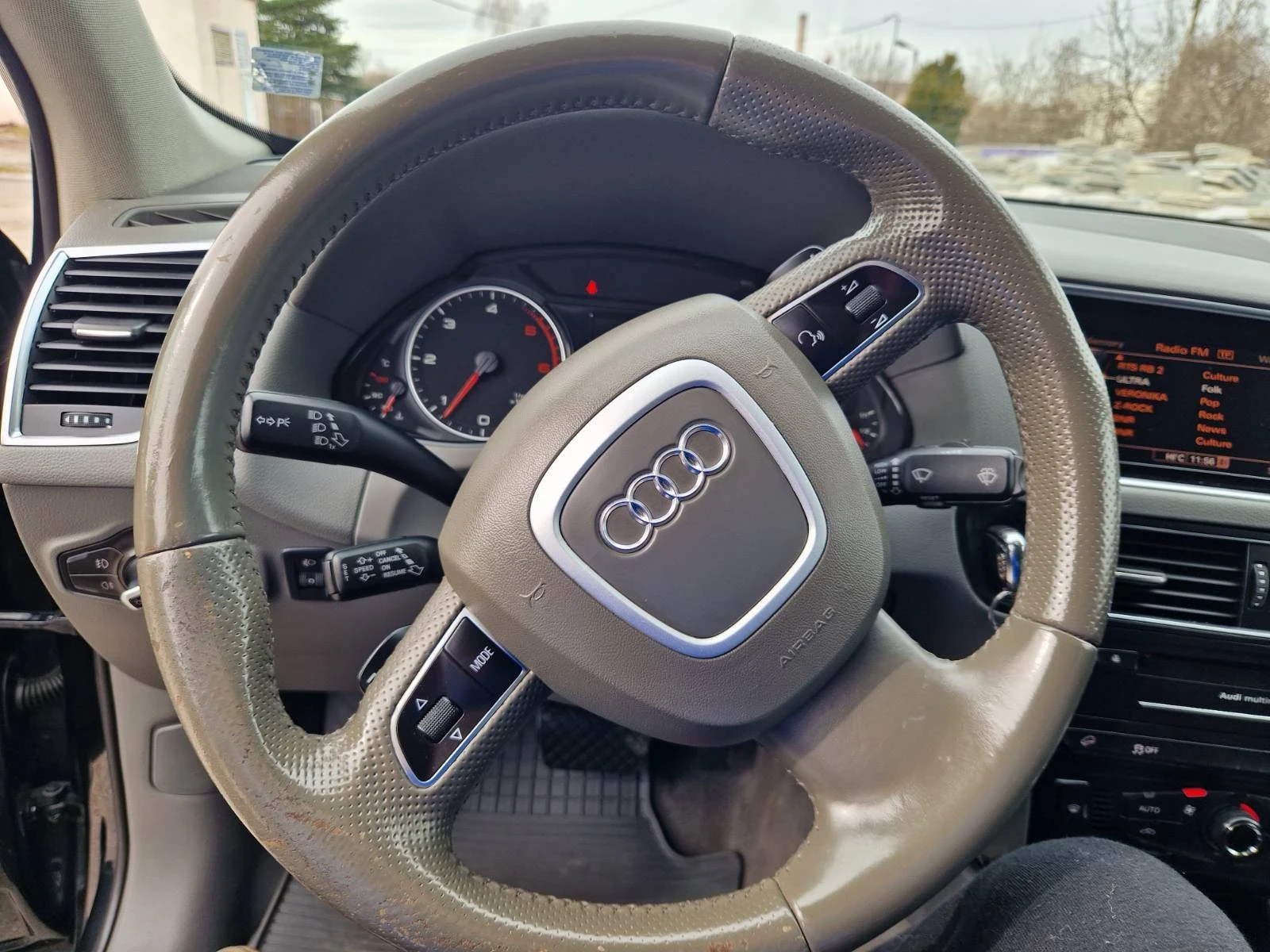Audi Q5 3000 TDI, снимка 9 - Автомобили и джипове - 55419900
