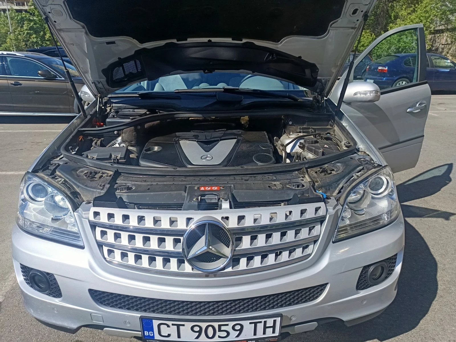Mercedes-Benz ML 320, снимка 12 - Автомобили и джипове - 55773008