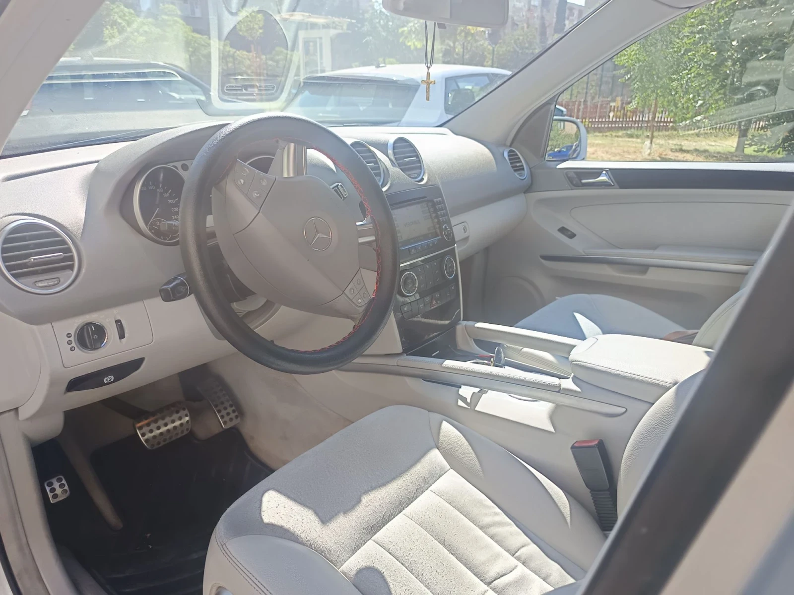 Mercedes-Benz ML 320, снимка 6 - Автомобили и джипове - 55773008