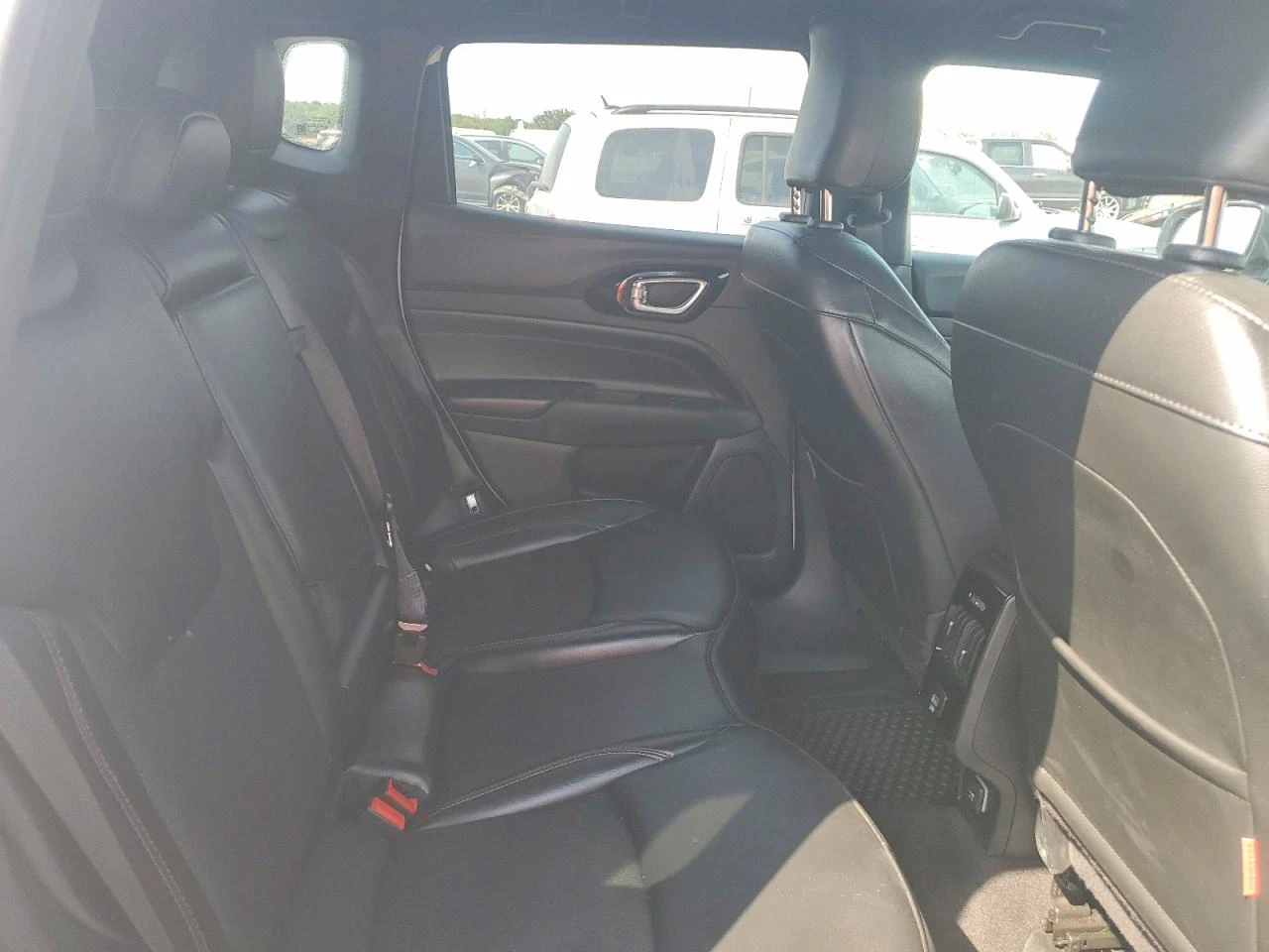 Jeep Compass 2.0l Trailhawk, снимка 11 - Автомобили и джипове - 56217440