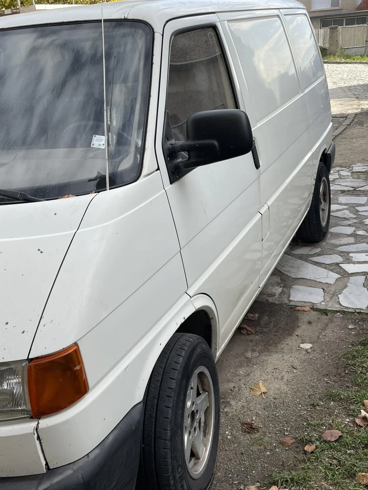 VW T4 1.9tdi, снимка 3 - Бусове и автобуси - 55848184