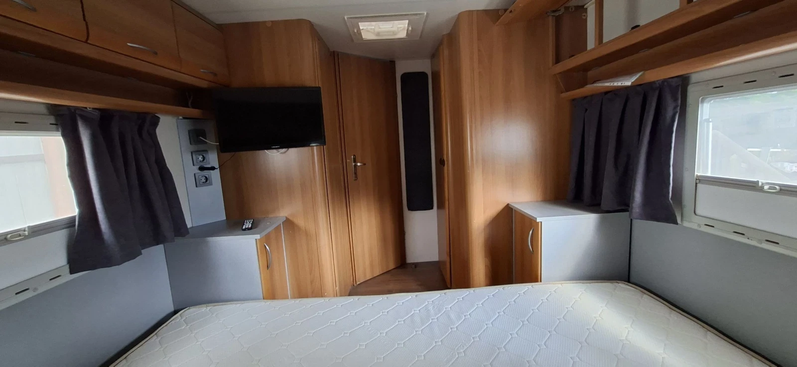 Каравана Knaus 820, снимка 7 - Каравани и кемпери - 54631872