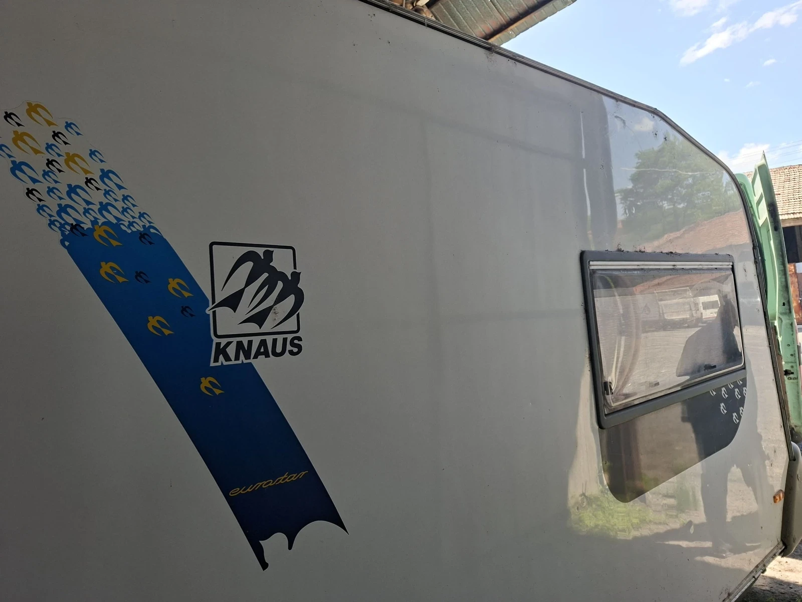 Каравана Knaus 820, снимка 3 - Каравани и кемпери - 54631872