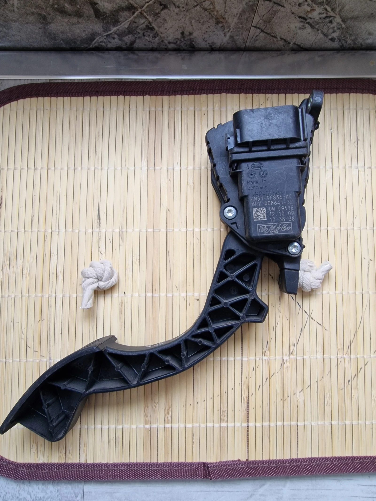 6PV 008641-32 ����� ��� FORD FOCUS MK2 (4M51-9F836-AK) 6PV00864132 | Mobile.bg � ����������� 1