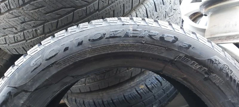 Гуми Зимни 225/50R17, снимка 7 - Гуми и джанти - 35607536