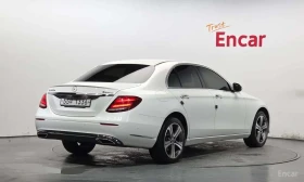 Mercedes-Benz E 220 d 4MATIC Exclusive, снимка 2