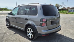 VW Touran Cross 2.0tdi, снимка 2
