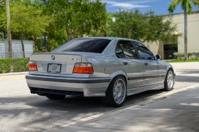 BMW M3   |   |  | Mobile.bg    10