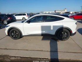 Ford Mustang Mach-E SELECT - 25000 € / 48895.75 лв. - 75773089 13
