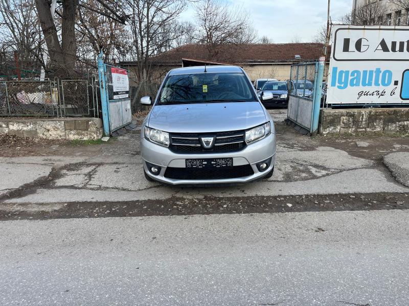 Dacia Sandero 1.5 навигация, снимка 2 - Автомобили и джипове - 44260461