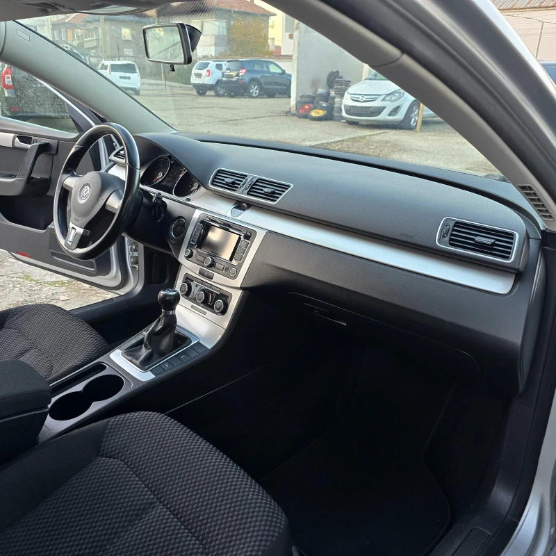 VW Passat 2.0 TDI , снимка 5 - Автомобили и джипове - 48120784