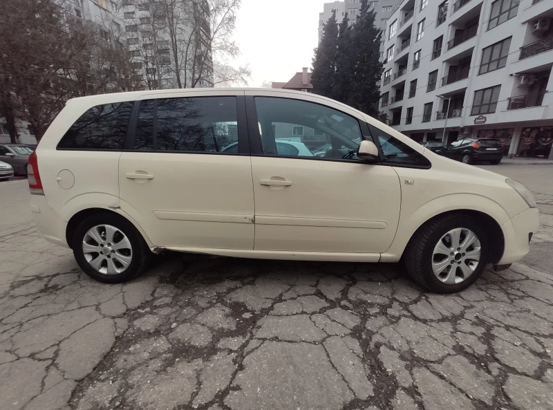 Opel Zafira 1.6i CNG, снимка 4 - Автомобили и джипове - 48537948