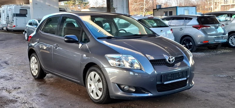 Toyota Auris 138хил. км. , снимка 3 - Автомобили и джипове - 48824013