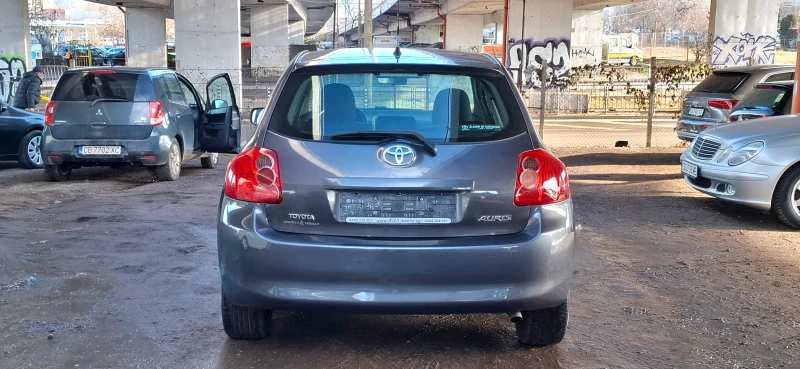 Toyota Auris 138хил. км. , снимка 6 - Автомобили и джипове - 48824013