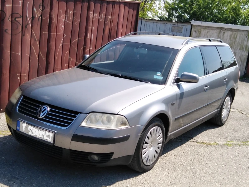 VW Passat 1.9 tdi, снимка 3 - Автомобили и джипове - 49290634