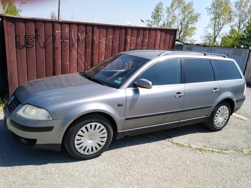 VW Passat 1.9 tdi, снимка 2 - Автомобили и джипове - 49290634