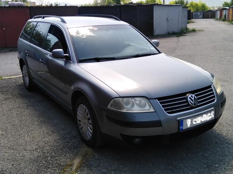 VW Passat 1.9 tdi, снимка 1 - Автомобили и джипове - 49290634