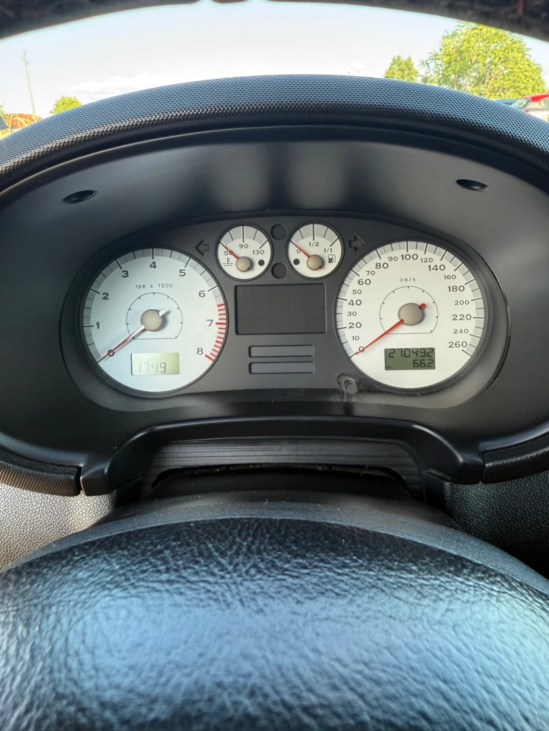 Seat Leon Cupra R BAM, снимка 9 - Автомобили и джипове - 51484882