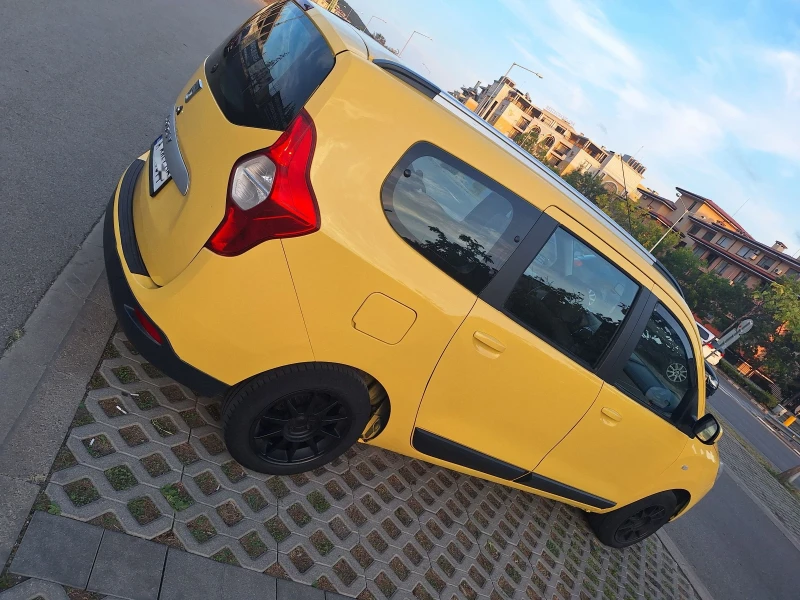 Dacia Lodgy 1.6i, снимка 3 - Автомобили и джипове - 51683489